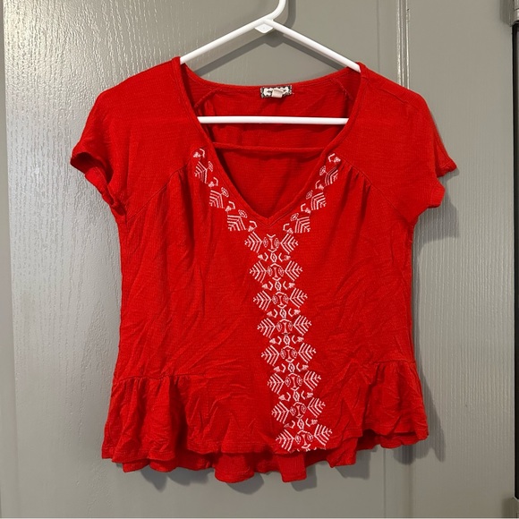 Eyeshadow Tops - Red Embroidered Women's Top Eyeshadow XS Millenial Casual Tshirt V Neck